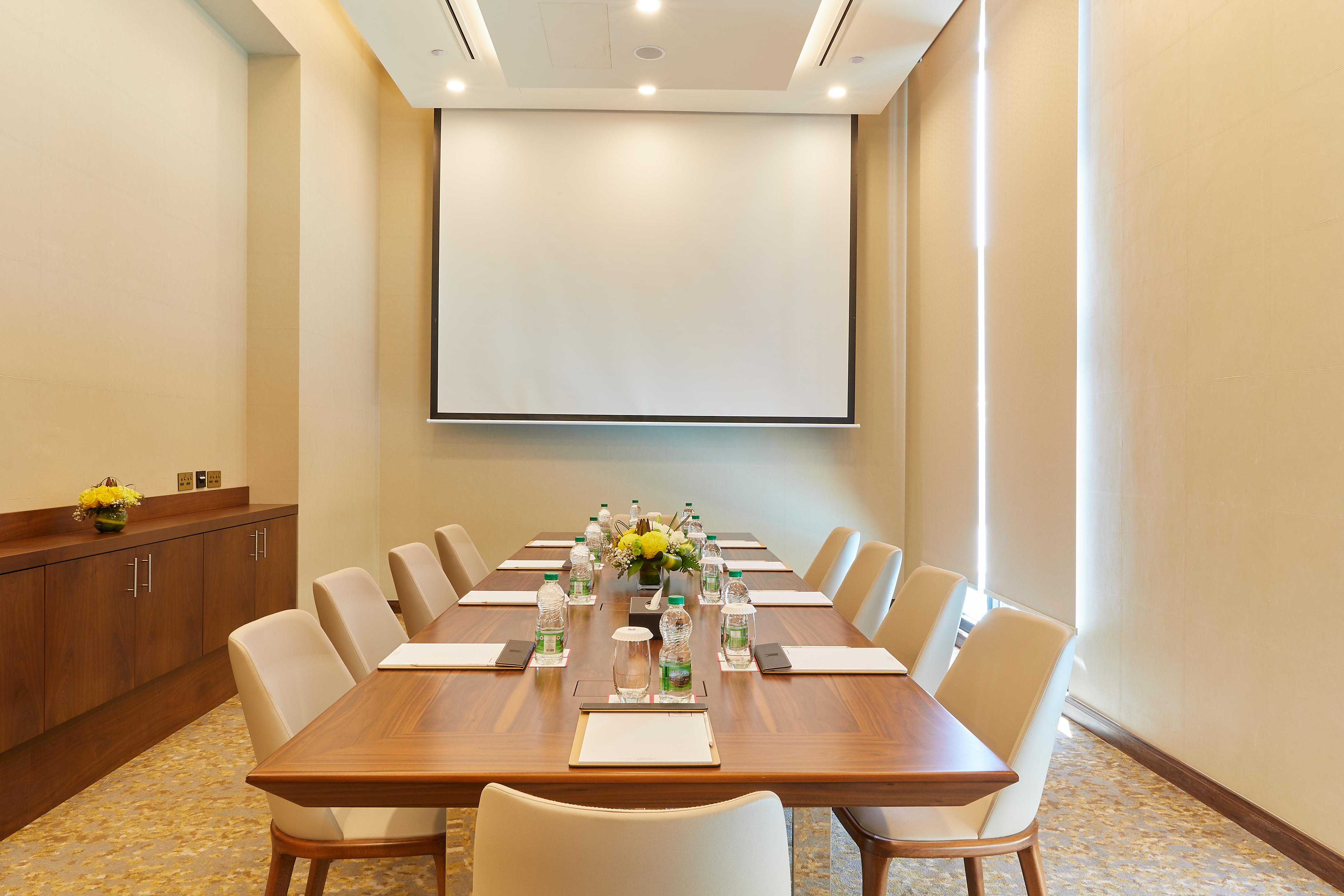 Millennium Resort Salalah Buitenkant foto Meeting room